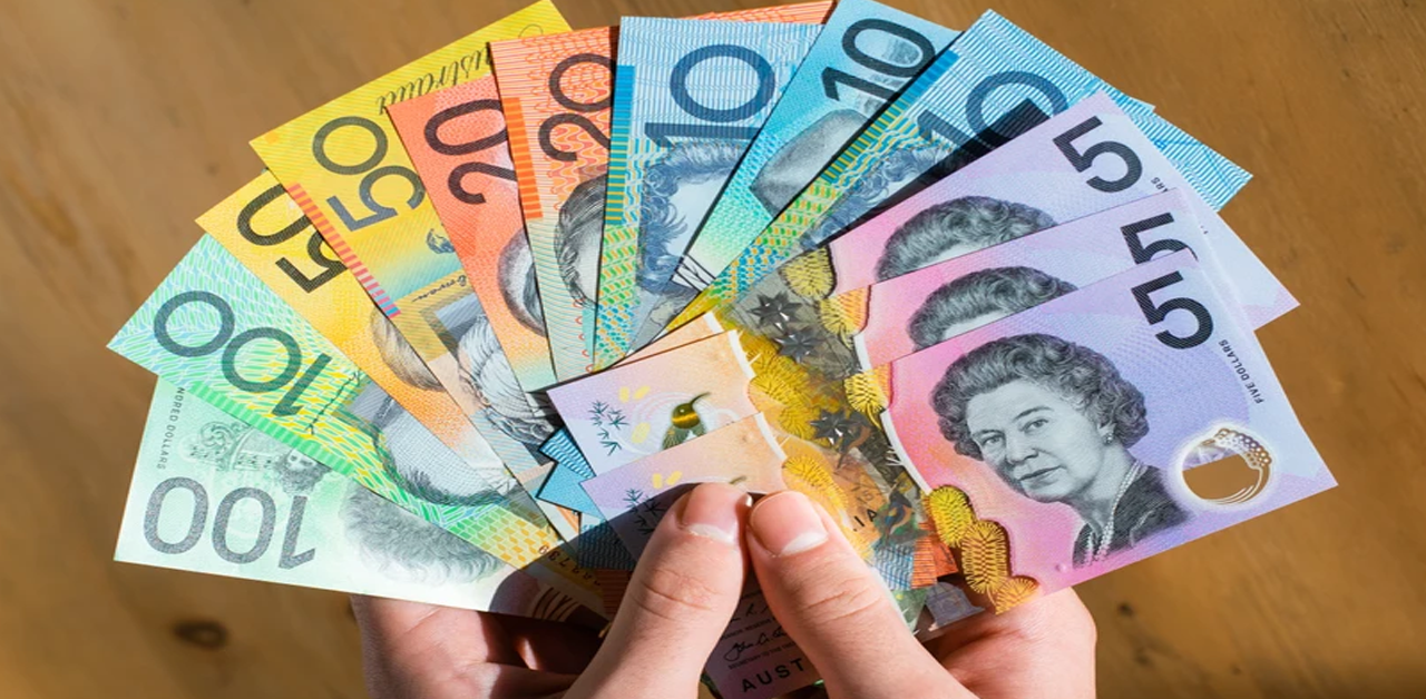 Australian Dollar Slips Despite China’s Stronger Services PMI in July