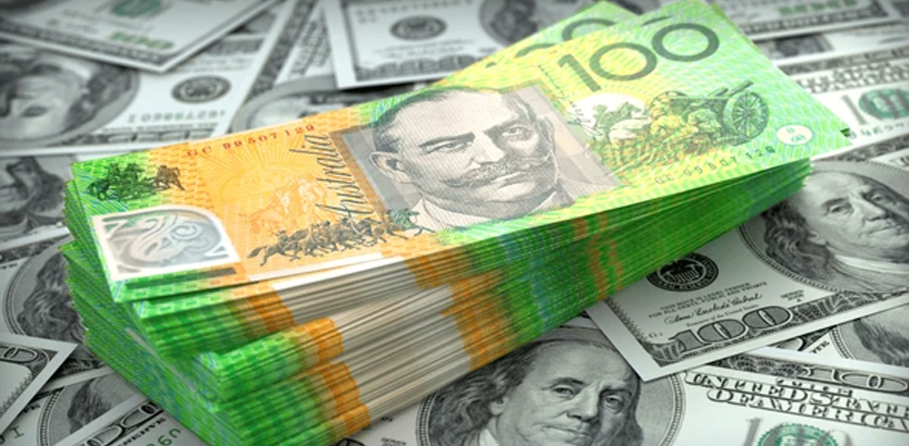 Australian Dollar Holds Steady as Fed Cuts Loom
