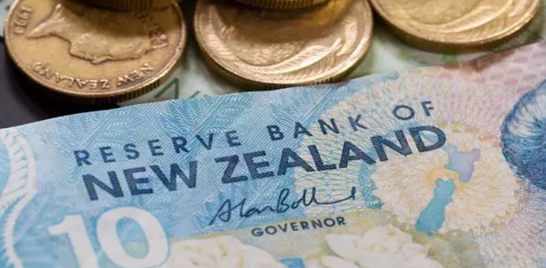 NZD/USD Down Toward 0.5700 After Losing Short-Term Breakout