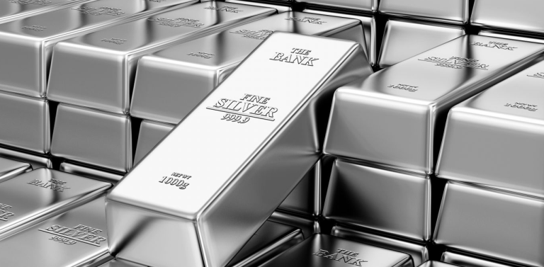 Silver Struggles Below $50 Amid Growing Selling Pressure