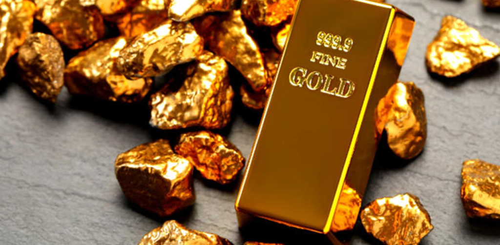 Gold prices slip as traders cash