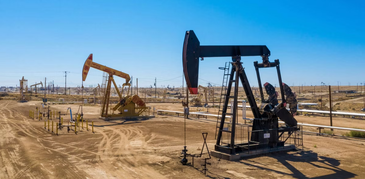 WTI Crude Trades Below $60 with Limited Downside Risk