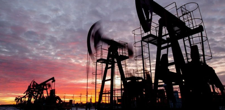 WTI Crude Near $59: Ukraine Pipeline Attack Sparks Jitters