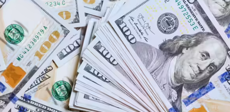 US Dollar Index Slips Near 97.50 Ahead of Key Economic Data